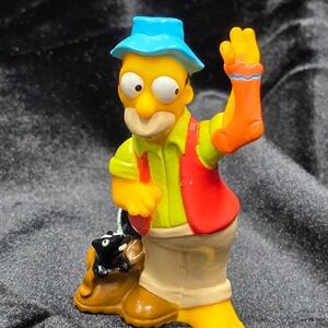 The Simpsons Krusty the Clown Skunk Keeper Action Figure 1990 Mattel Collectible